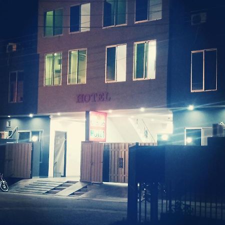 Hotel Park View Lahore Extérieur photo
