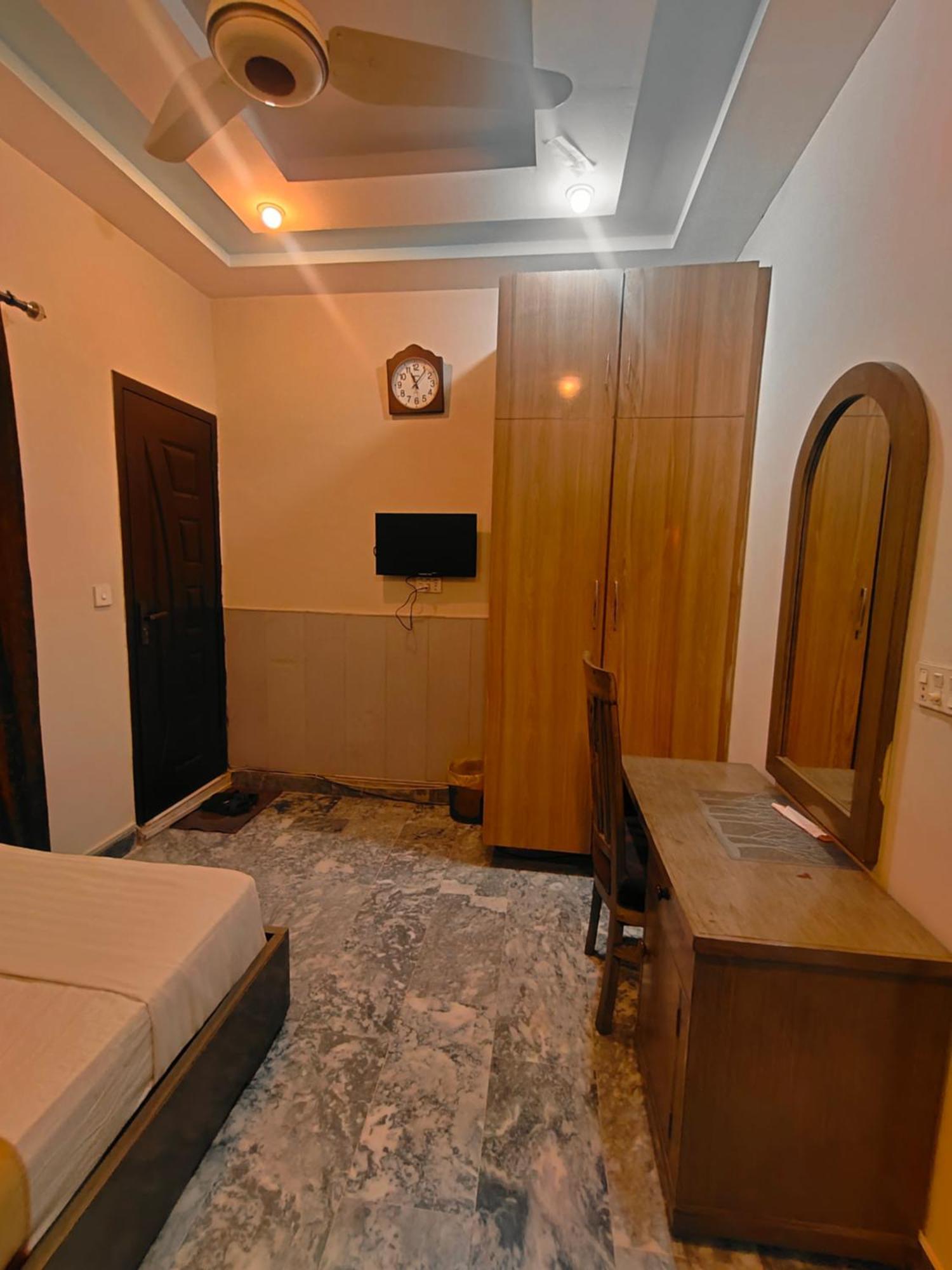 Hotel Park View Lahore Extérieur photo